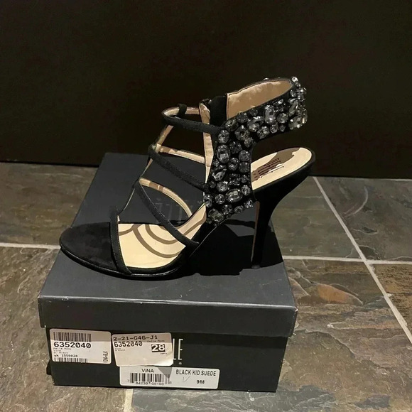Pelle Moda Vina Womens Black Kid Suede Dress Sandals sz 9 - Picture 3 of 8